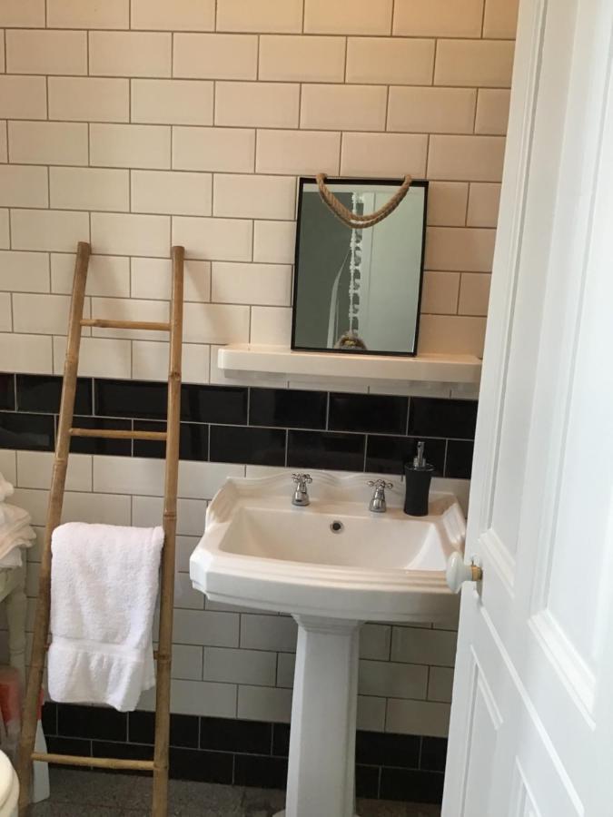 Le Bourg Bed and Breakfast Asnieres-en-Bessin Buitenkant foto