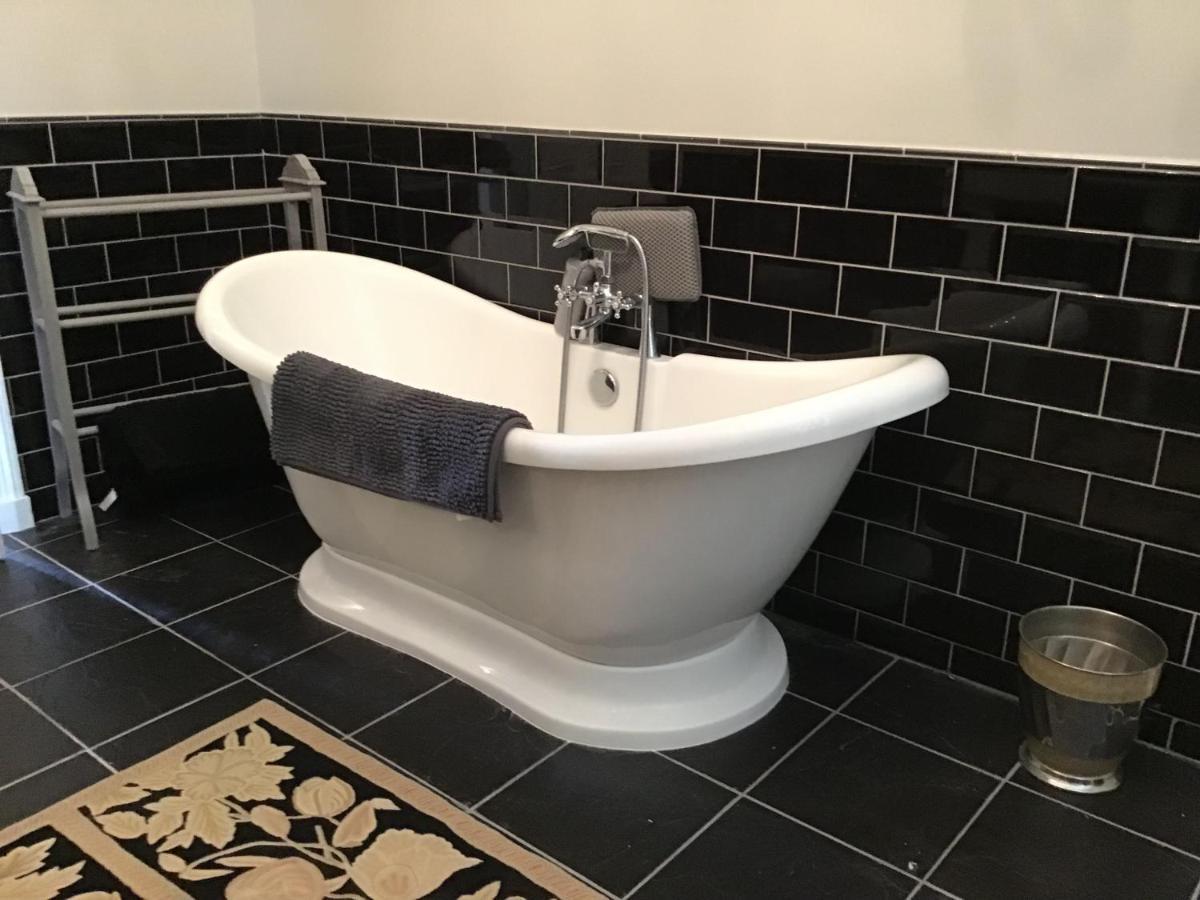 Le Bourg Bed and Breakfast Asnieres-en-Bessin Buitenkant foto